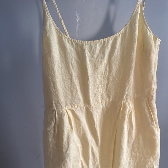 Quince Yellow Midi Dress with Elegant Design 100% Linen - Picture 4 of 6